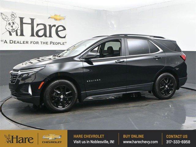 Photo of 2022 Mosaic Black Metallic Chevrolet Equinox