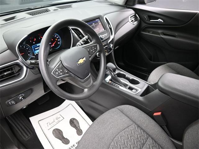 Photo of 2023 Mosaic Black Metallic Chevrolet Equinox