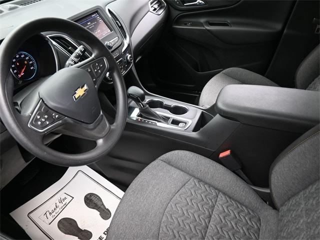 Photo of 2023 Mosaic Black Metallic Chevrolet Equinox