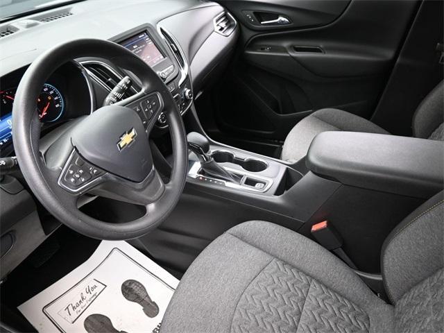 Photo of 2023 Mosaic Black Metallic Chevrolet Equinox
