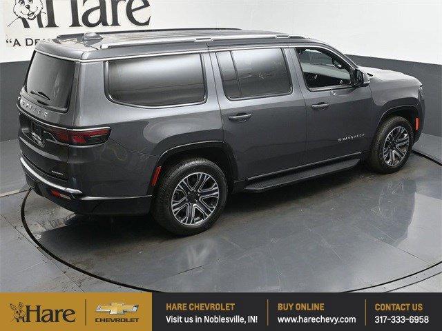 Photo of 2022 Metallic Jeep Wagoneer