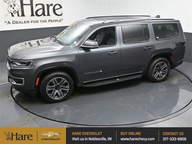 Photo of 2022 Metallic Jeep Wagoneer
