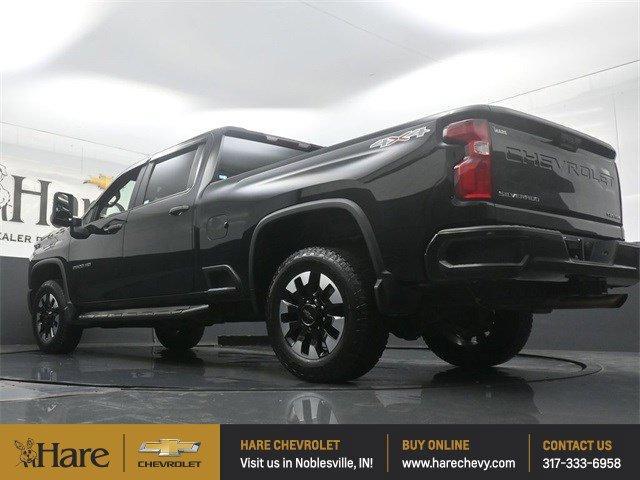 Photo of 2020 Black Chevrolet Silverado 2500