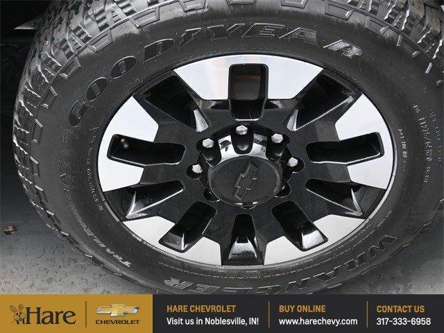 Photo of 2020 Black Chevrolet Silverado 2500