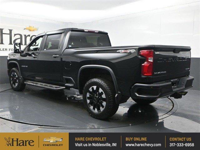Photo of 2020 Black Chevrolet Silverado 2500