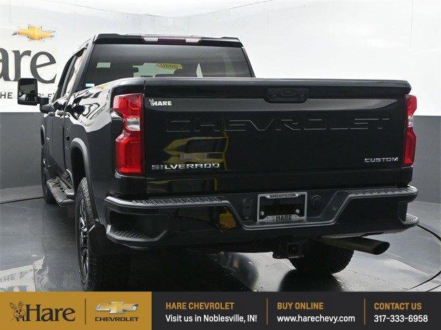 Photo of 2020 Black Chevrolet Silverado 2500
