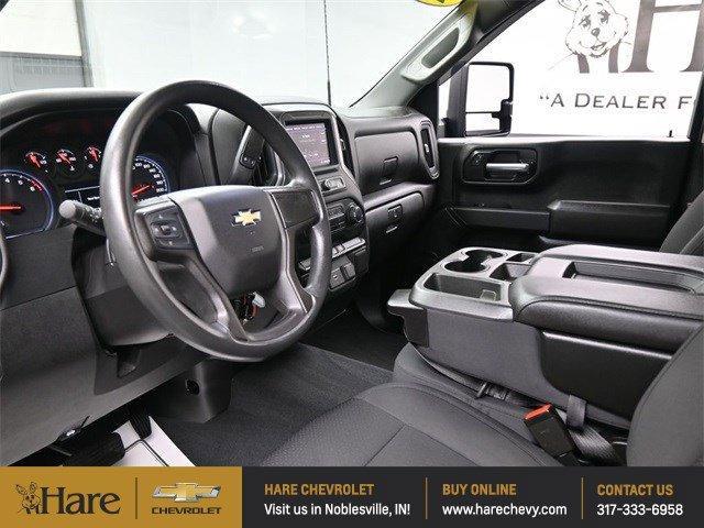 Photo of 2020 Black Chevrolet Silverado 2500