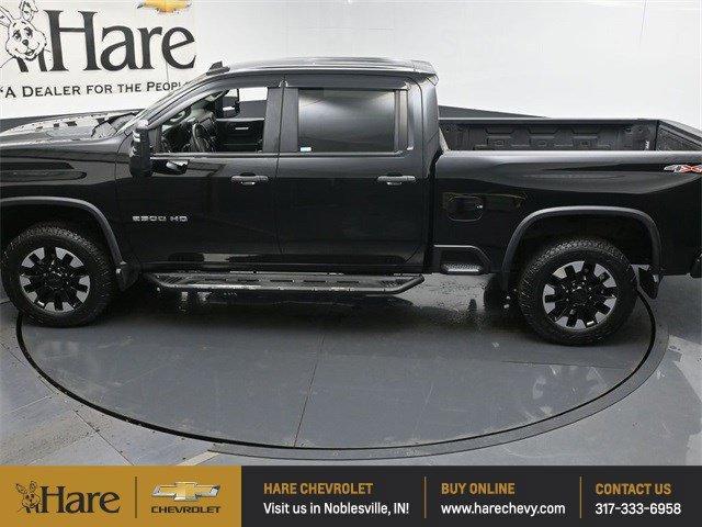 Photo of 2020 Black Chevrolet Silverado 2500
