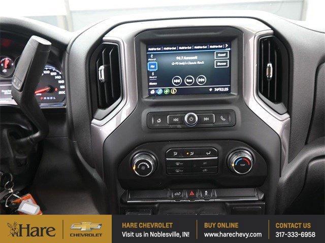 Photo of 2020 Black Chevrolet Silverado 2500