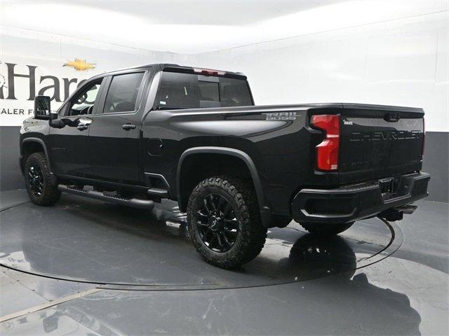 Photo of 2025 Black Chevrolet Silverado 2500