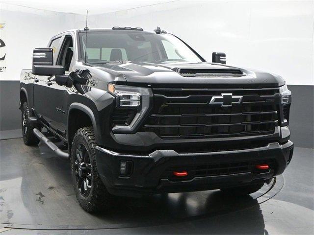 Photo of 2025 Black Chevrolet Silverado 2500