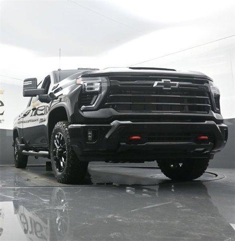 Photo of 2025 Black Chevrolet Silverado 2500