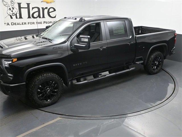 Photo of 2025 Black Chevrolet Silverado 2500