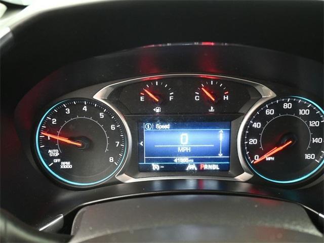 Photo of 2021 Silver Ice Metallic Chevrolet Equinox