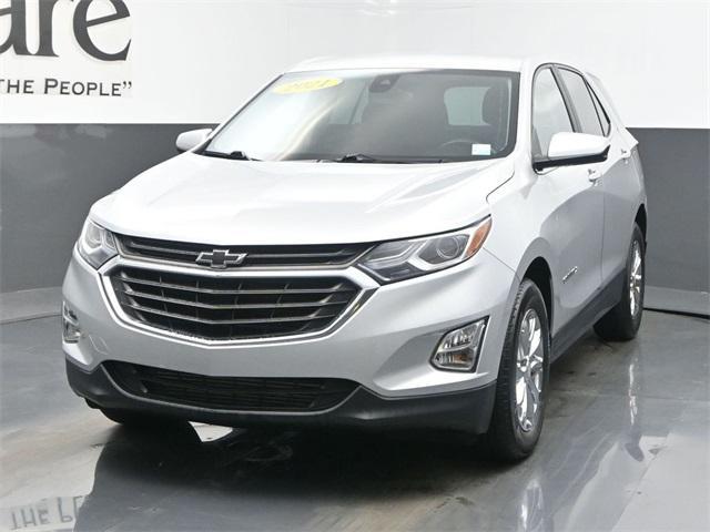 Photo of 2021 Silver Ice Metallic Chevrolet Equinox
