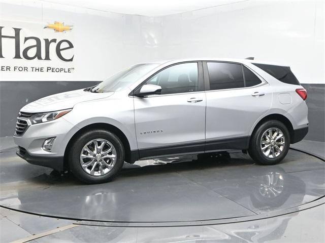 Photo of 2021 Silver Ice Metallic Chevrolet Equinox