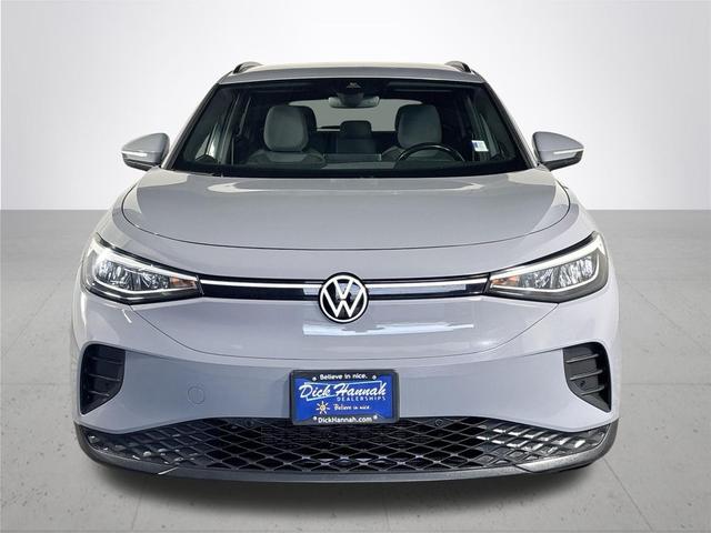 Photo of 2021 Moonstone Gray Volkswagen ID.4