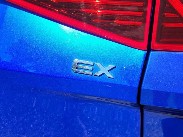 Photo of 2021 Neptune Blue Kia Seltos