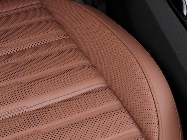 Photo of 2025 Ebony Black Kia Telluride