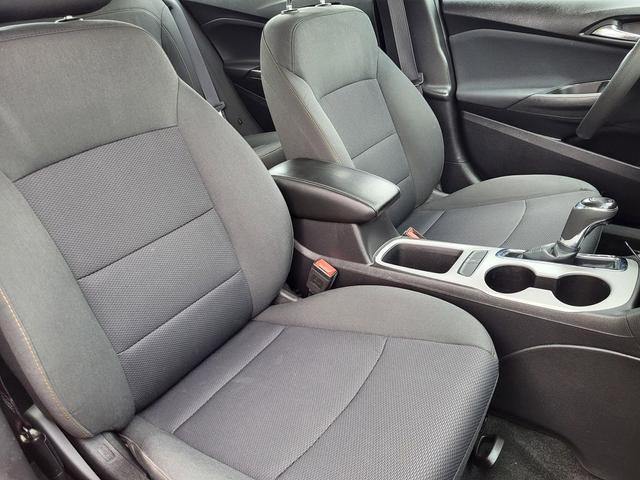 Photo of 2017 Red Hot Chevrolet Cruze