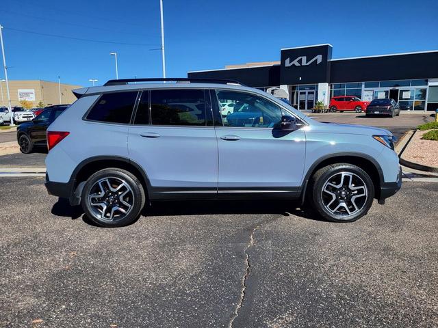 Photo of 2022 Sonic Gray Pearl Honda Passport