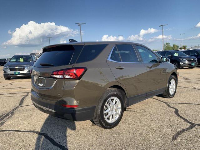 Photo of 2023 Harvest Bronze Metallic Chevrolet Equinox