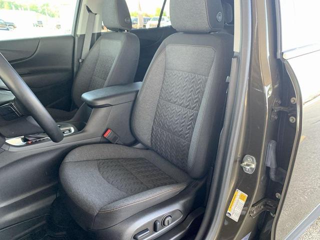 Photo of 2023 Harvest Bronze Metallic Chevrolet Equinox