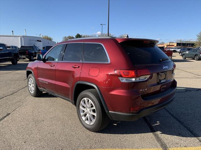 Photo of 2021 Velvet Red Pearlcoat Jeep Grand Cherokee