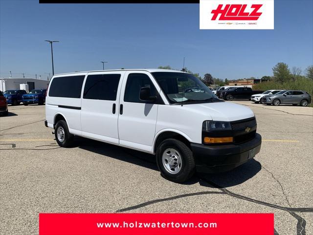 2022 Chevrolet Express 3500