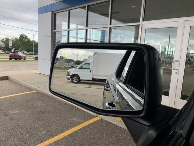 Photo of 2024 Onyx Black GMC Sierra 1500