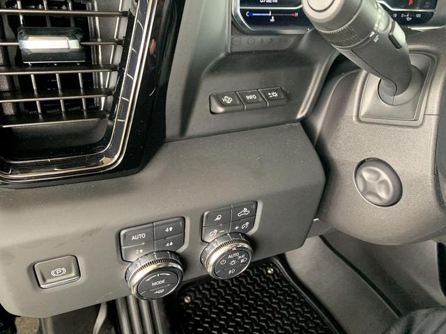 Photo of 2024 Onyx Black GMC Sierra 1500