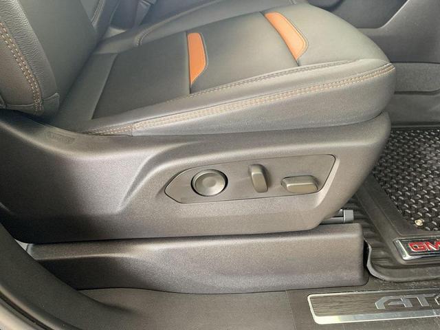 Photo of 2024 Onyx Black GMC Sierra 1500