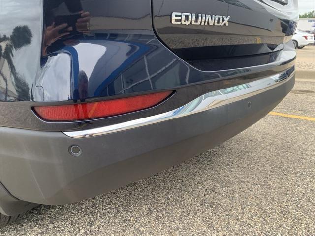 Photo of 2020 Midnight Blue Metallic Chevrolet Equinox