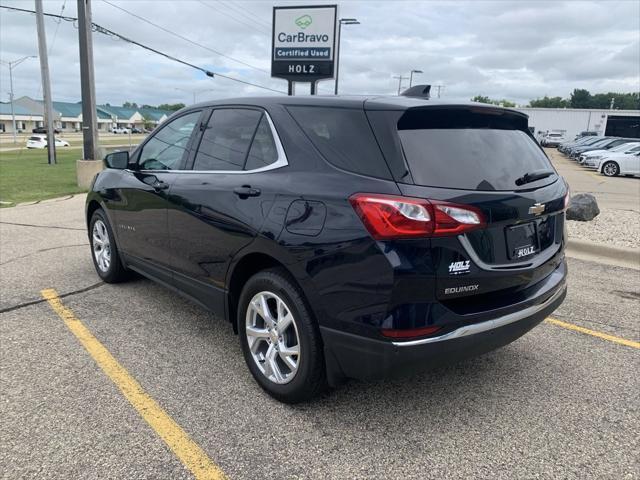 Photo of 2020 Midnight Blue Metallic Chevrolet Equinox