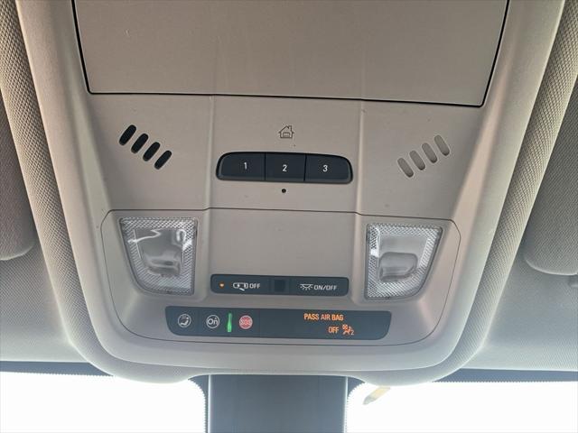 Photo of 2020 Midnight Blue Metallic Chevrolet Equinox