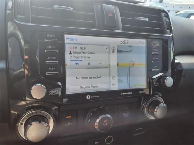 Photo of 2022 White Toyota 4Runner