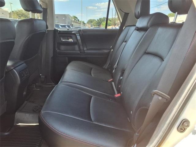 Photo of 2022 White Toyota 4Runner