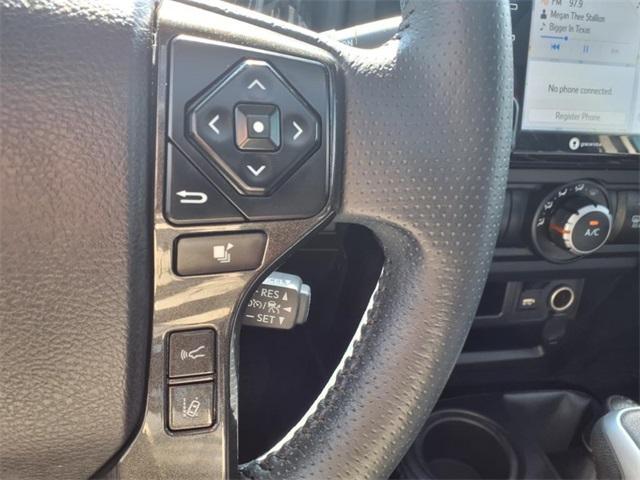 Photo of 2022 White Toyota 4Runner