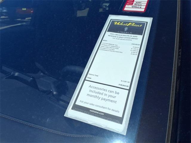 Photo of 2025 Gray Metallic Lincoln Nautilus