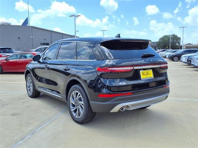 Photo of 2025 Black Metallic Lincoln Corsair