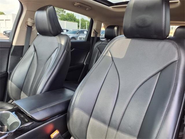 Photo of 2023 Infinite Black Metallic Lincoln Nautilus