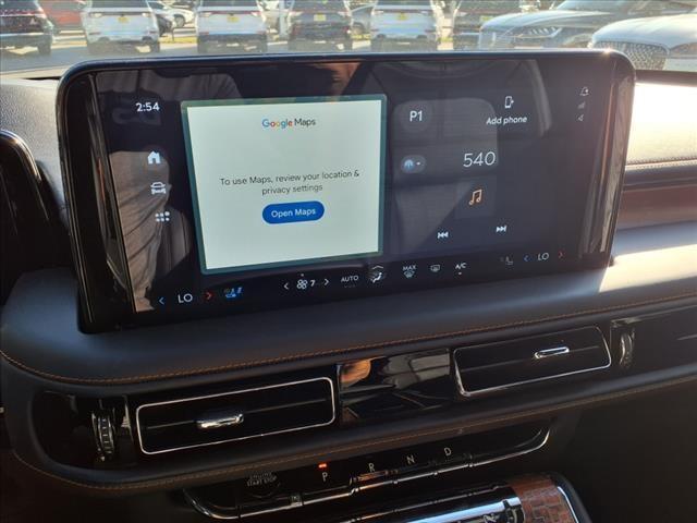 Photo of 2025 White Metallic Lincoln Aviator