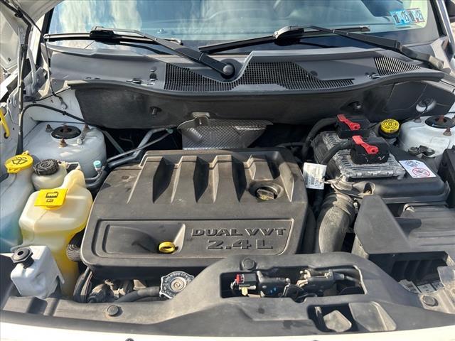 Photo of 2016 Bright White Clearcoat Jeep Patriot
