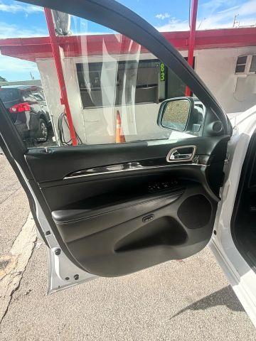 Photo of 2016  Jeep Grand Cherokee