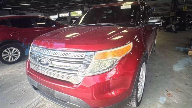 2015 Ford Explorer