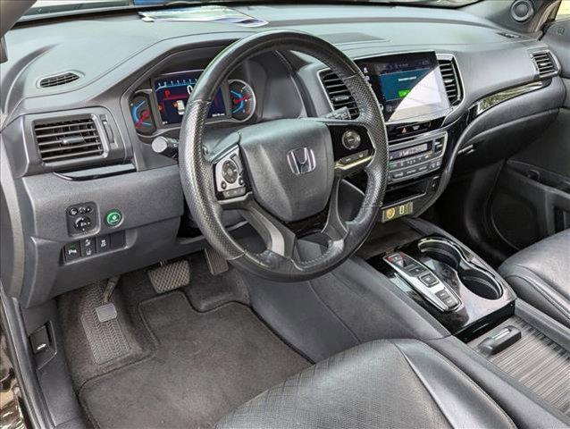 Photo of 2020 Black Copper Pearl Honda Passport