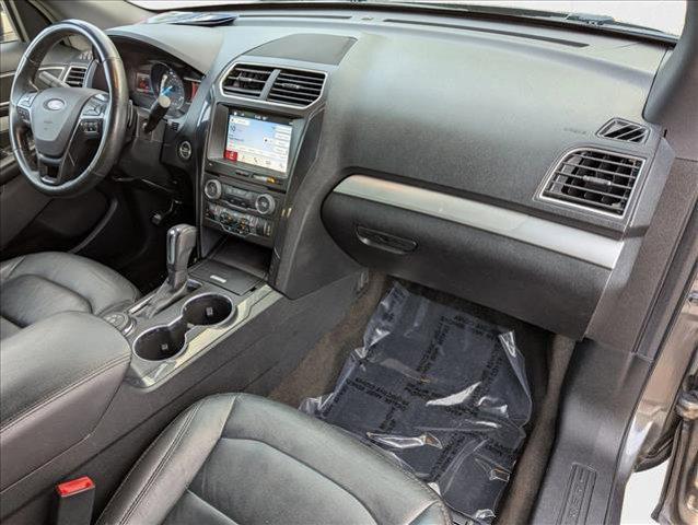 Photo of 2017 Magnetic Metallic Ford Explorer
