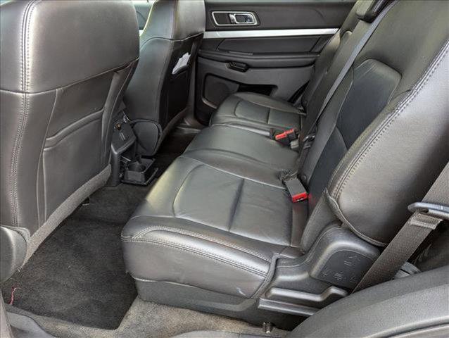 Photo of 2017 Magnetic Metallic Ford Explorer