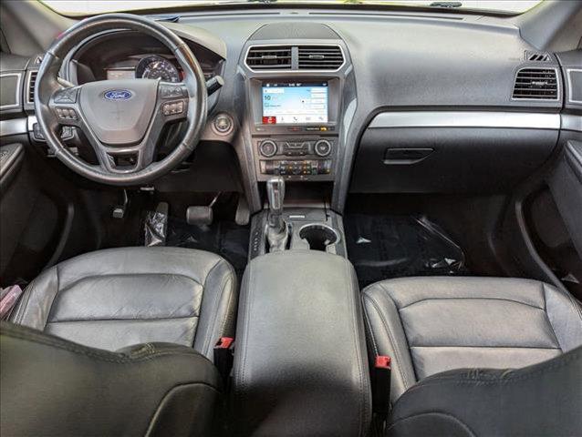Photo of 2017 Magnetic Metallic Ford Explorer