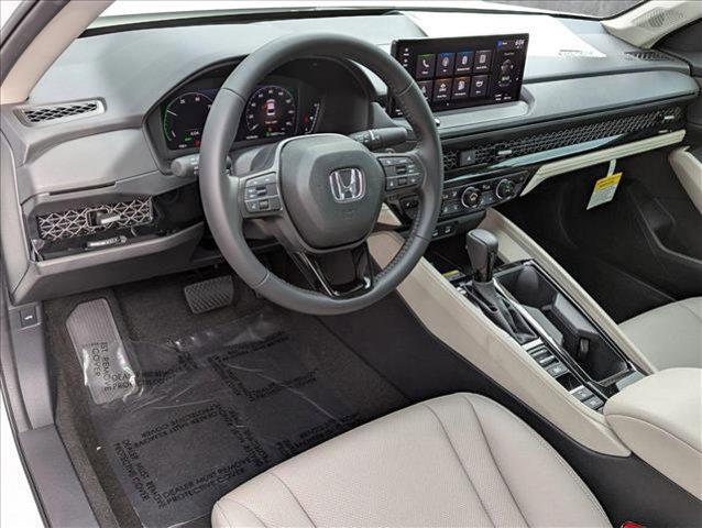 Photo of 2025 Platinum White Pearl Honda Accord Hybrid